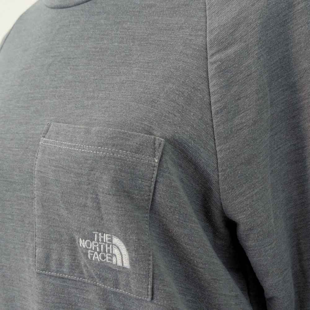 The North Face Women's Westbrae Knit Tencel Crew With Pocket Logo Gray, Sz M - Picture 4 of 6